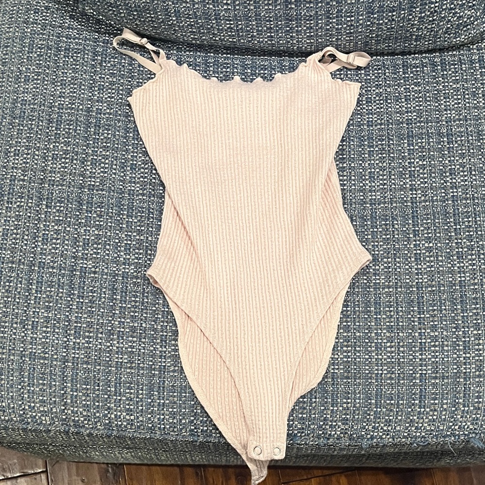 Forever 21 Cream Ribbed Bodysuit